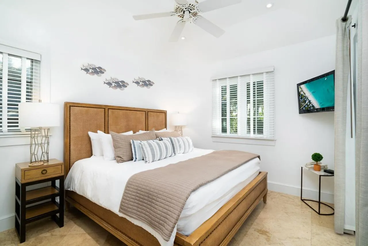The Regent Grand Otel Grace Bay 4*,  Turks ve Caicos Adaları